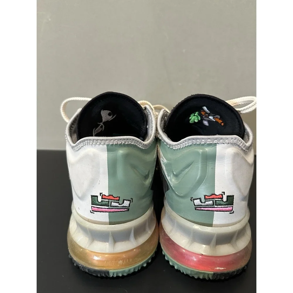 Nike LeBron 18 Space Jam Bugs Vs Martian Sneakers‎ Size 10.5